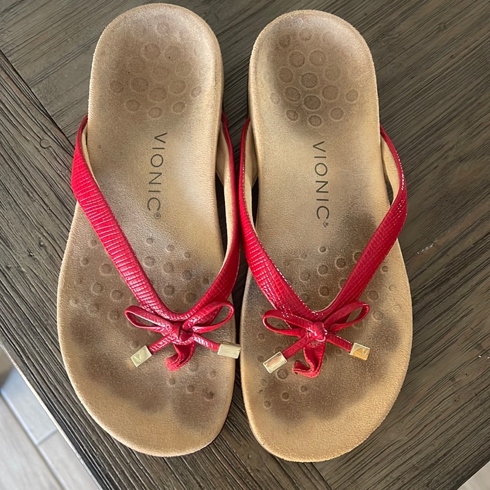 Vionic Bella Arch support sandals